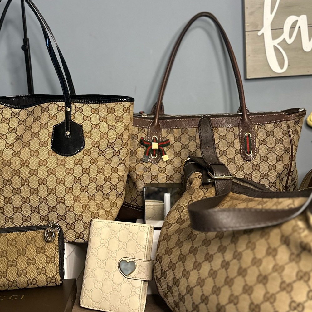 ⬇️ Luxury sale ALERT!! Don't miss  ‼️ 🔔 🚨